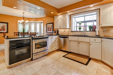 2760 Leeds mls-28