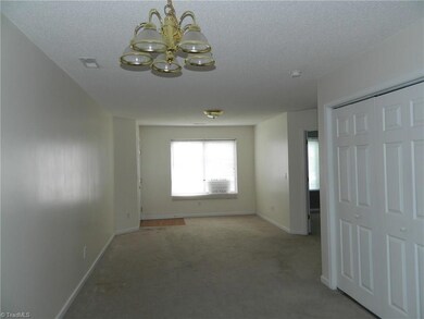 819 Belmont Dr unit 1A, High Point, NC 27263 - photo 4