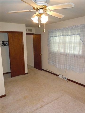 618 Denver Ave, Lincoln, IL 62656 - photo 7