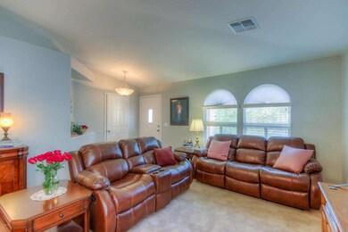 Living Room (3)