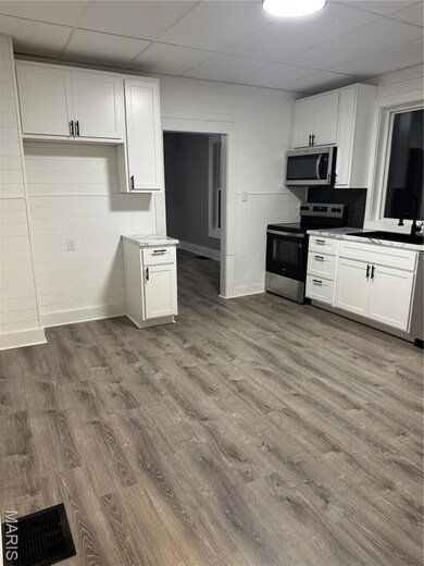 1099 Maple Dr, Sainte Genevieve, MO 63670 - photo 4