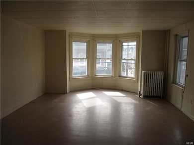 915 W Allen St unit 2, Allentown, PA 18102 - photo 2