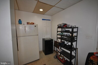 6909 Harford Rd, Parkville, MD 21234 - photo 7