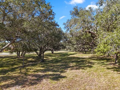 3035 Vaquero Dr, Palacios, TX 77465 - photo 3