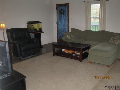 9 Hidden Hollow Rd, Albany, NY 12208 - photo 5