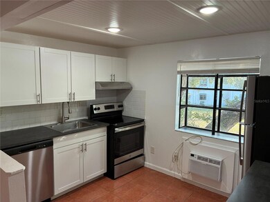 2142 Bradford St unit 324, Clearwater, FL 33760 - photo 5