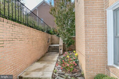 213C Locust St SE, Vienna, VA 22180 - photo 3