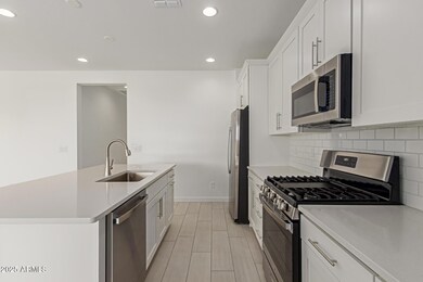 18225 W Hess St, Goodyear, AZ 85338 - photo 5