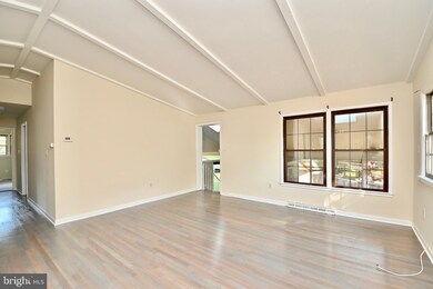 2501 Stirrup Ln, Alexandria, VA 22308 - photo 5