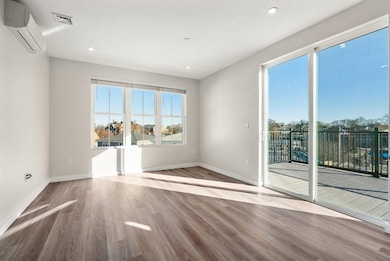 10 Somerset Ave unit 401, Winthrop, MA 02152 - photo 7