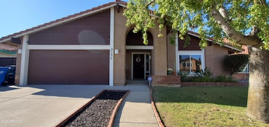 2137 E Evans Dr, Phoenix, AZ 85022 - photo 3