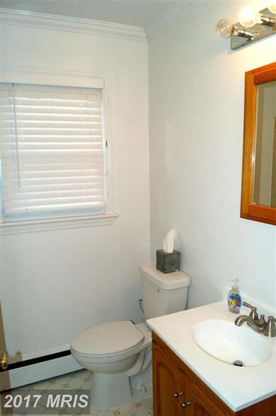 322 Park Ave, Falls Church, VA 22046 - photo 4