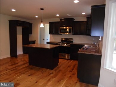 51 Rosenberger Dr, Perkasie, PA 18944 - photo 5