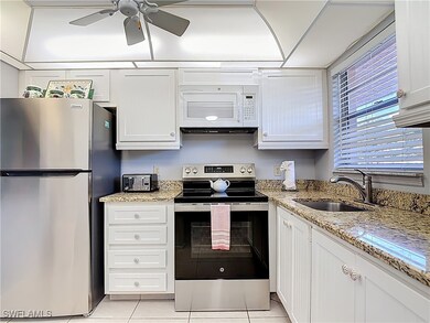 200 Turtle Lake Ct unit 109, Naples, FL 34105 - photo 7