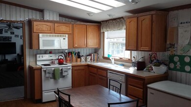 33 Roberts Rd, Canaan, NH 03741 - photo 2