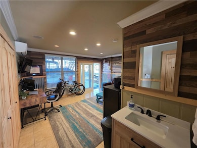 127 Highway 22 E unit E12, Madisonville, LA 70447 - photo 2