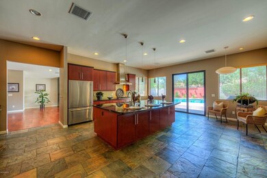 012_Kitchen