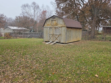 28660 Woodside Dr, Rock Falls, IL 61071 - photo 2