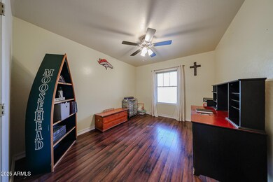 1402 S 122nd Ln, Avondale, AZ 85323 - photo 5