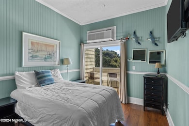 235 Palm Suites