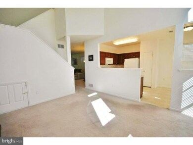 112 Chancellor Dr, Woodbury, NJ 08096 - photo 3