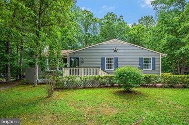 809 Moorefield Dr, Ruther Glen, VA 22546 - photo 2