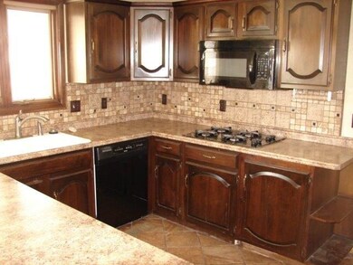 1403 S Jefferson St, Hugoton, KS 67951 - photo 7