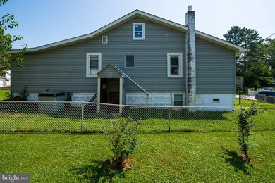 7324 Hughes Ave, Sparrows Point, MD 21219 - photo 3