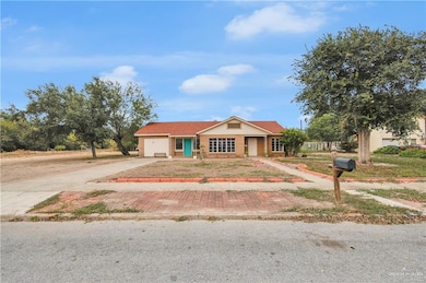 704 Beech Ave, McAllen, TX 78501 - photo 2