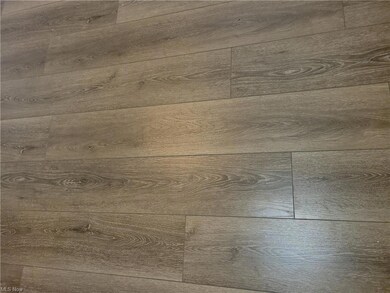 500 Idlewood Ave, Sheffield Lake, OH 44054 - photo 7