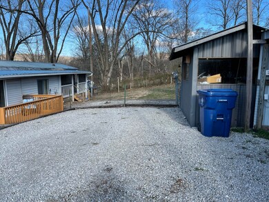 97 Circle Ln, Burnside, KY 42519 - photo 4