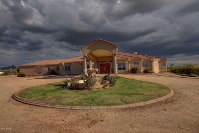 7951 E Pinnacle Vista DR