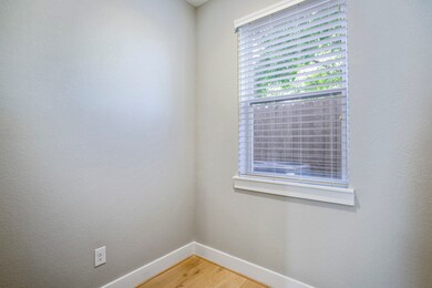 4804 Gano St unit A, Houston, TX 77009 - photo 6