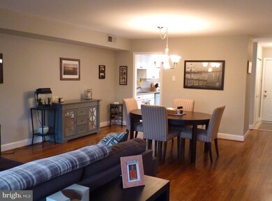 7 Thistle Ct unit 128, Wilmington, DE 19810 - photo 6