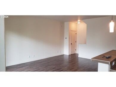 7940 NE Miriam Way, Hillsboro, OR 97006 - photo 5