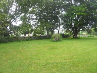 Yard/Garden.