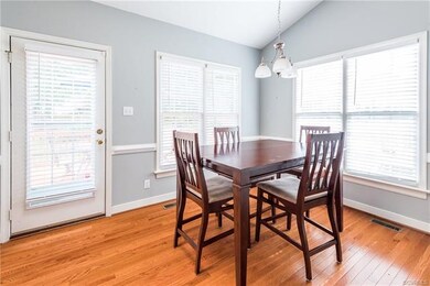 8001 Hampton Arbor Cir, Chesterfield, VA 23832 - photo 7