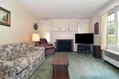 18 George St, Warwick, RI 02888 - photo 4