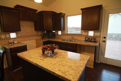 901 Malen Place, Horizon City, TX 79928 - photo 4