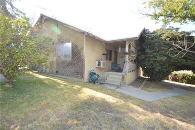 Front detached home 2 bedroom 2 bathroom