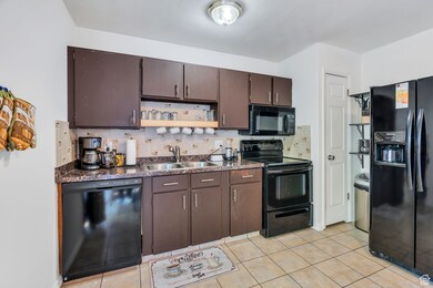 1490 Twin Oaks Dr, West Jordan, UT 84088 - photo 6