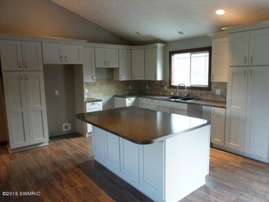 790 Gregorville Rd, Wayland, MI 49348 - photo 4