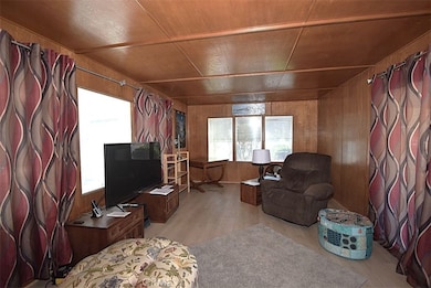 56425 29 Palms Hwy unit 100, Yucca Valley, CA 92284 - photo 6