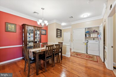 904 Creekside Dr unit B100, Brookhaven, PA 19015 - photo 5