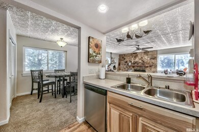416 Quaking Aspen Ln unit H, Stateline, NV 89449 - photo 4
