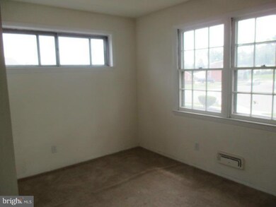 6912 Digby Rd, Gwynn Oak, MD 21207 - photo 6