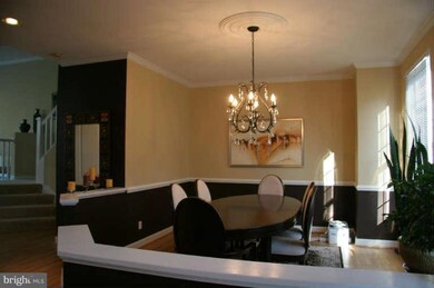 12804 Dogwood Hills Ln, Fairfax, VA 22033 - photo 5