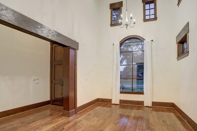 939 W 41st St, Houston, TX 77018 - photo 6