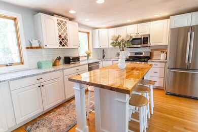26 Healy Rd, Weymouth, MA 02188 - photo 4