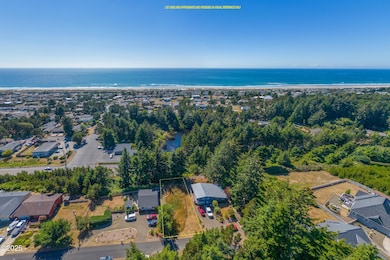 2118 NW View Ridge Dr, Waldport, OR 97394 - photo 5